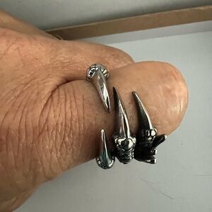 Stainless steel Claw Ring
